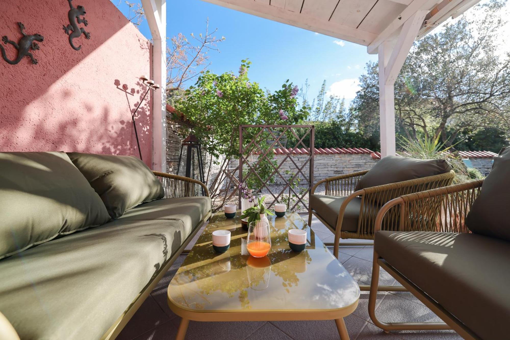 Villa Arta Drage Exterior photo
