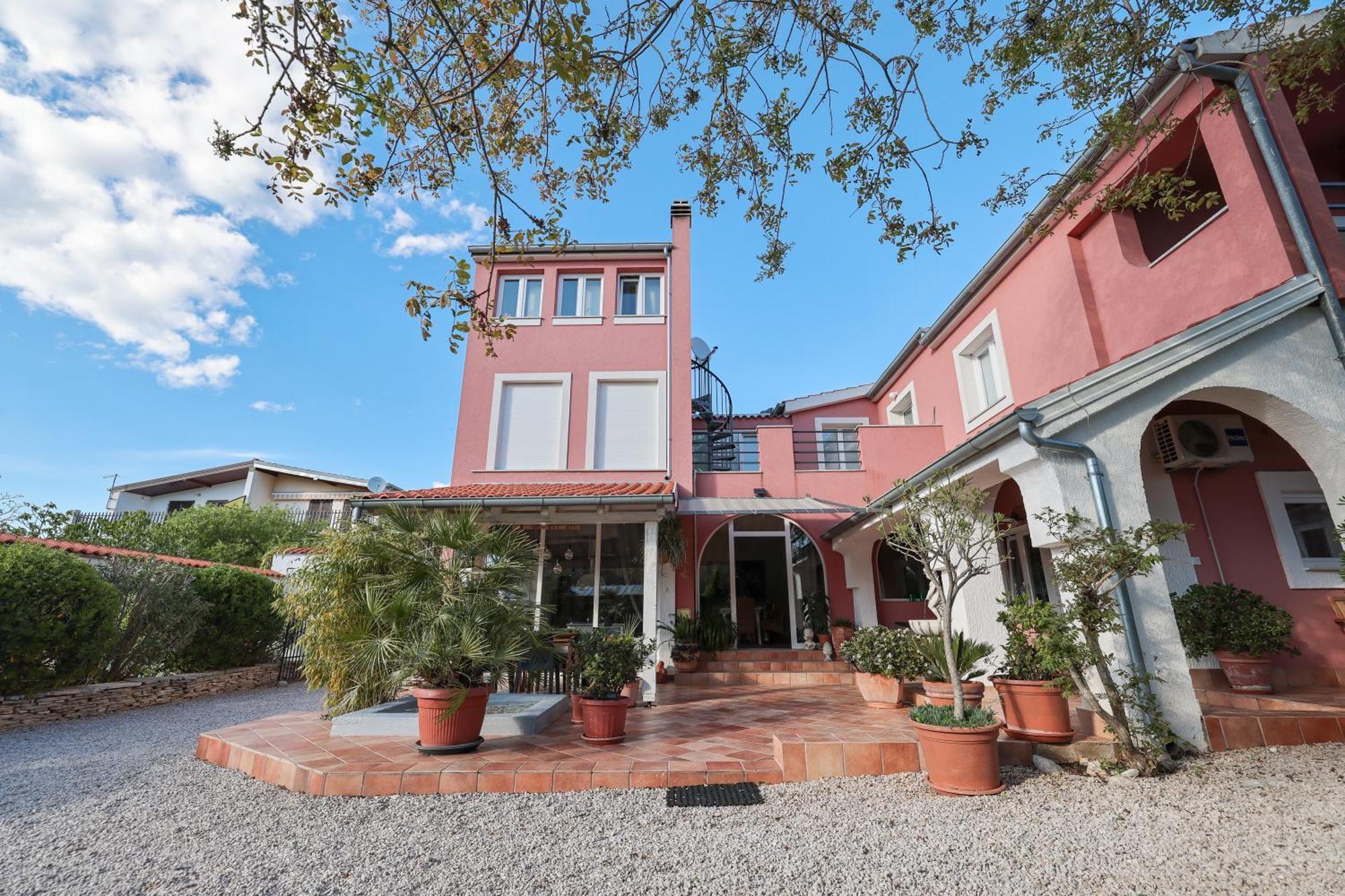 Villa Arta Drage Exterior photo